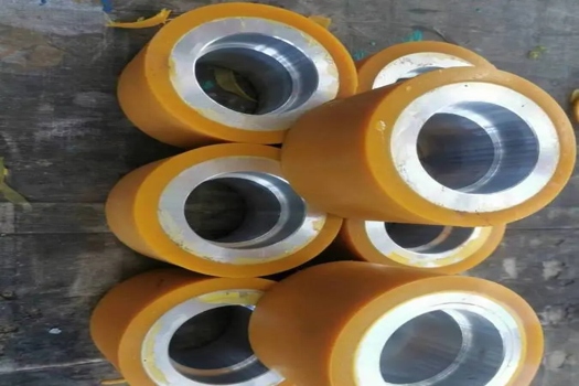 工業膠輥升級版：印刷覆膜包膠輥，高耐磨耐腐蝕性能