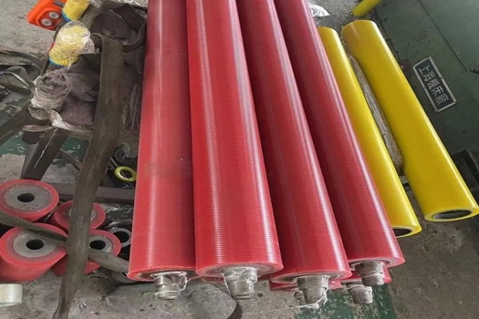 豐日膠輥：專業(yè)定制聚氨酯耐高溫耐磨PU丁腈印刷硅膠輥