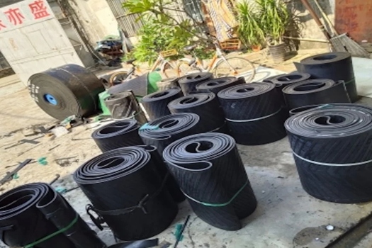 木工機械升級版——菱形灰色小方格黑色9.0厚格子紋輸送帶