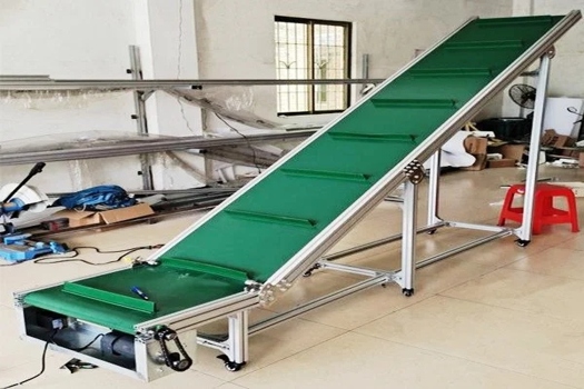 智文輸送帶系列：檔板輸送帶 輸送機生產線設備