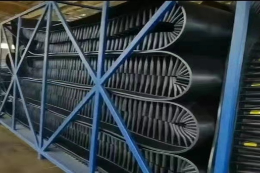 川澤翔橡膠耐撕裂擋邊帶，裙邊輸送帶，高品質橡膠皮帶